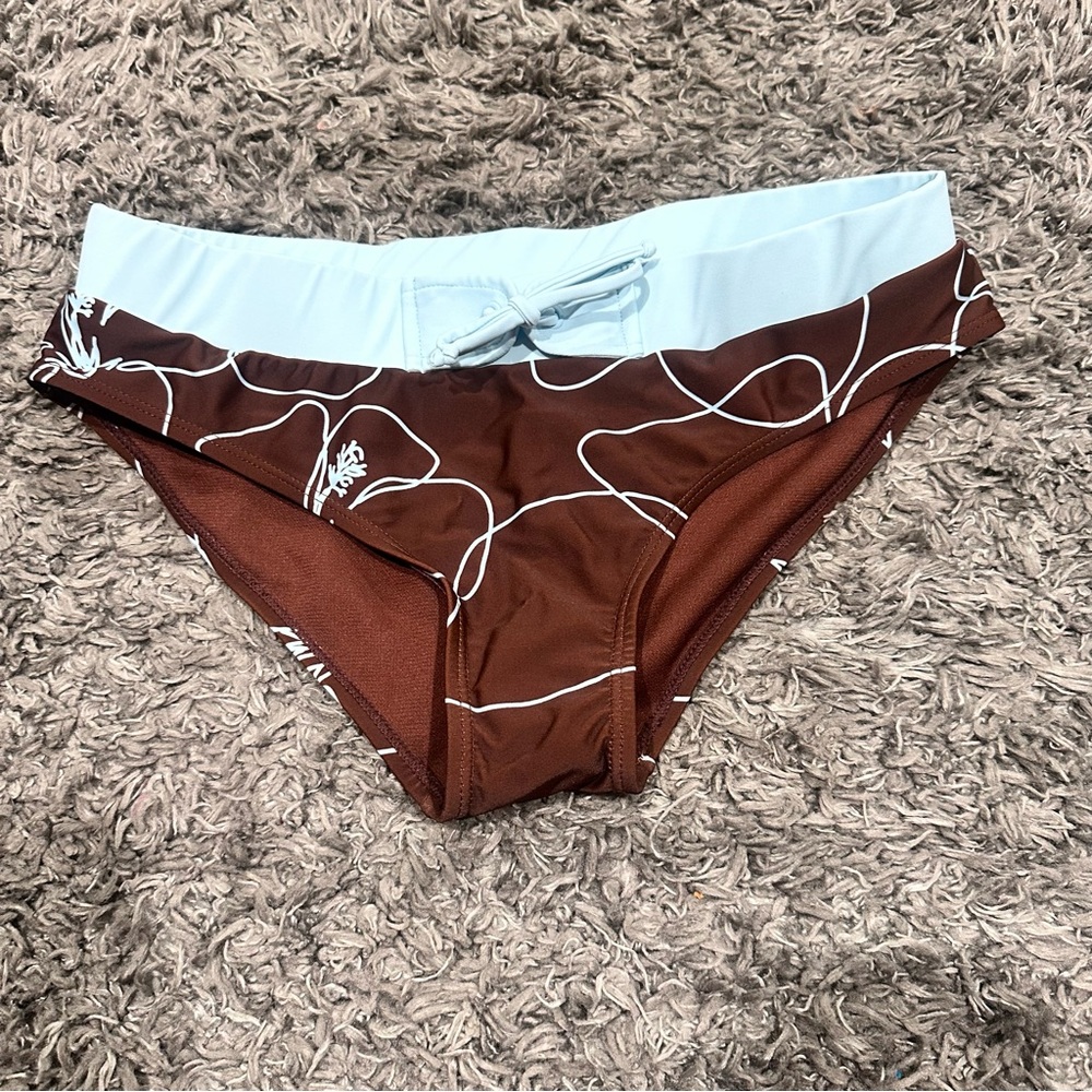 3/$15 Y2K New With Tags Brown and Light Blue Floral Sporty Bikini Bottom